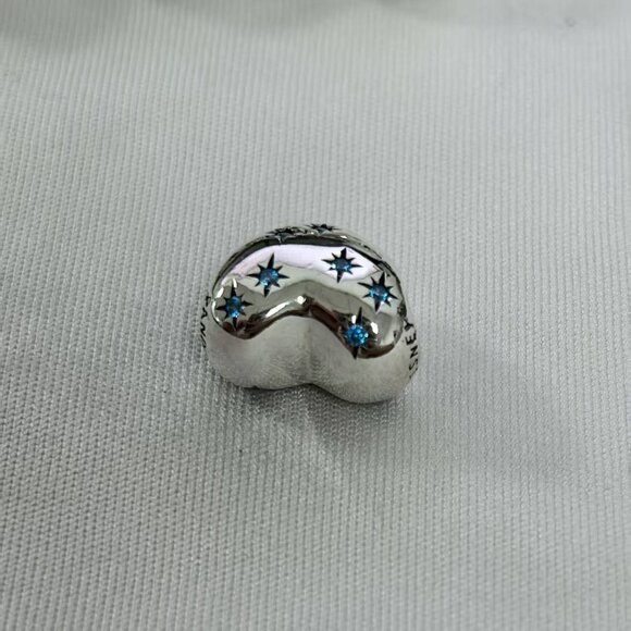 Pandora x Disney Cinderella's Dream Heart Charm, S925 Silver Jewelry - Picture 3 of 4